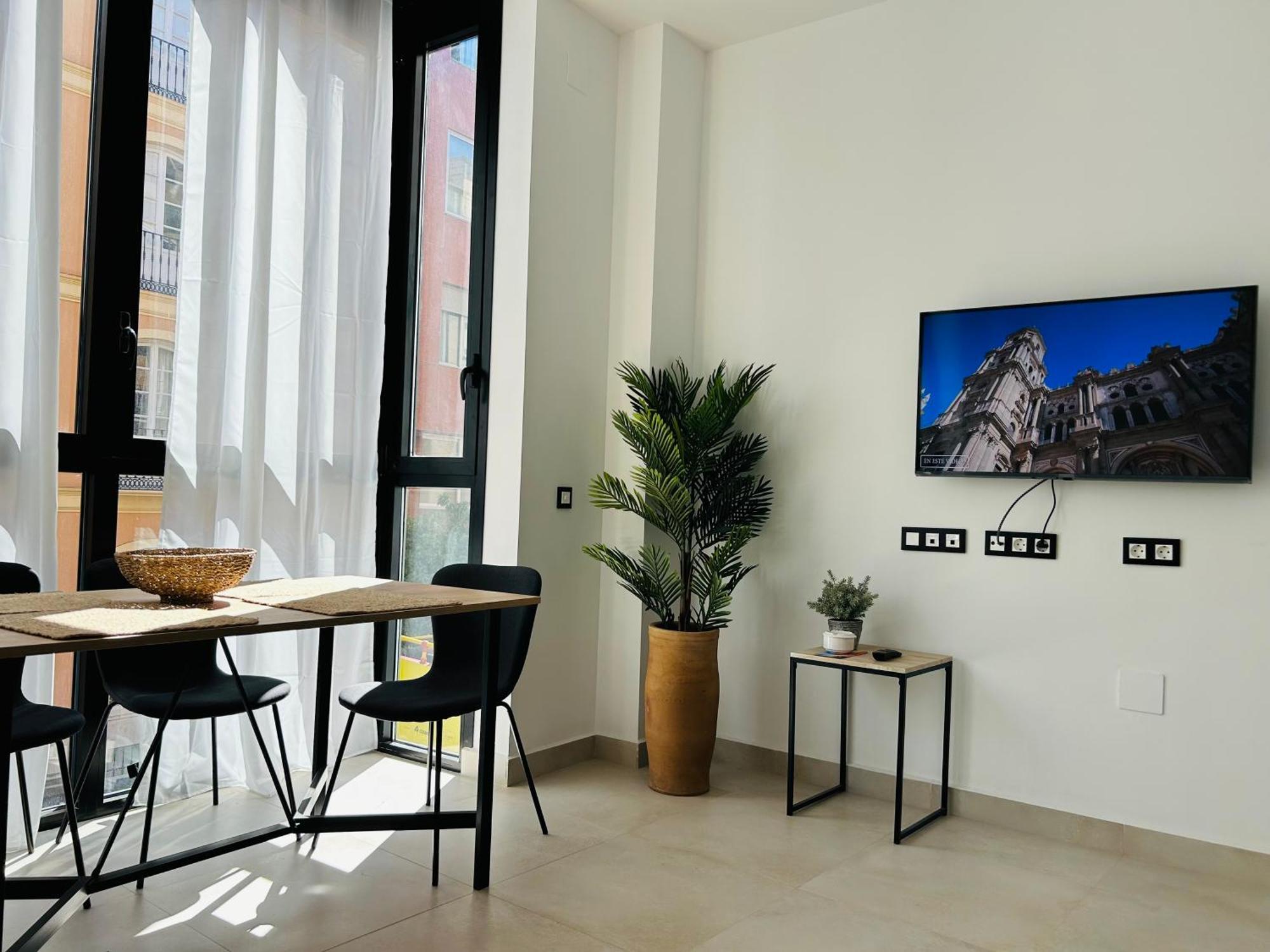 Victoria Beach Premium Малага Екстериор снимка